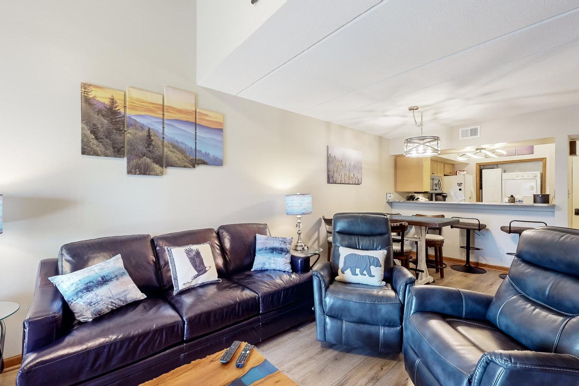 Eagles Nest Escape Apartment แกตลิงเบิร์ก ภายนอก รูปภาพ